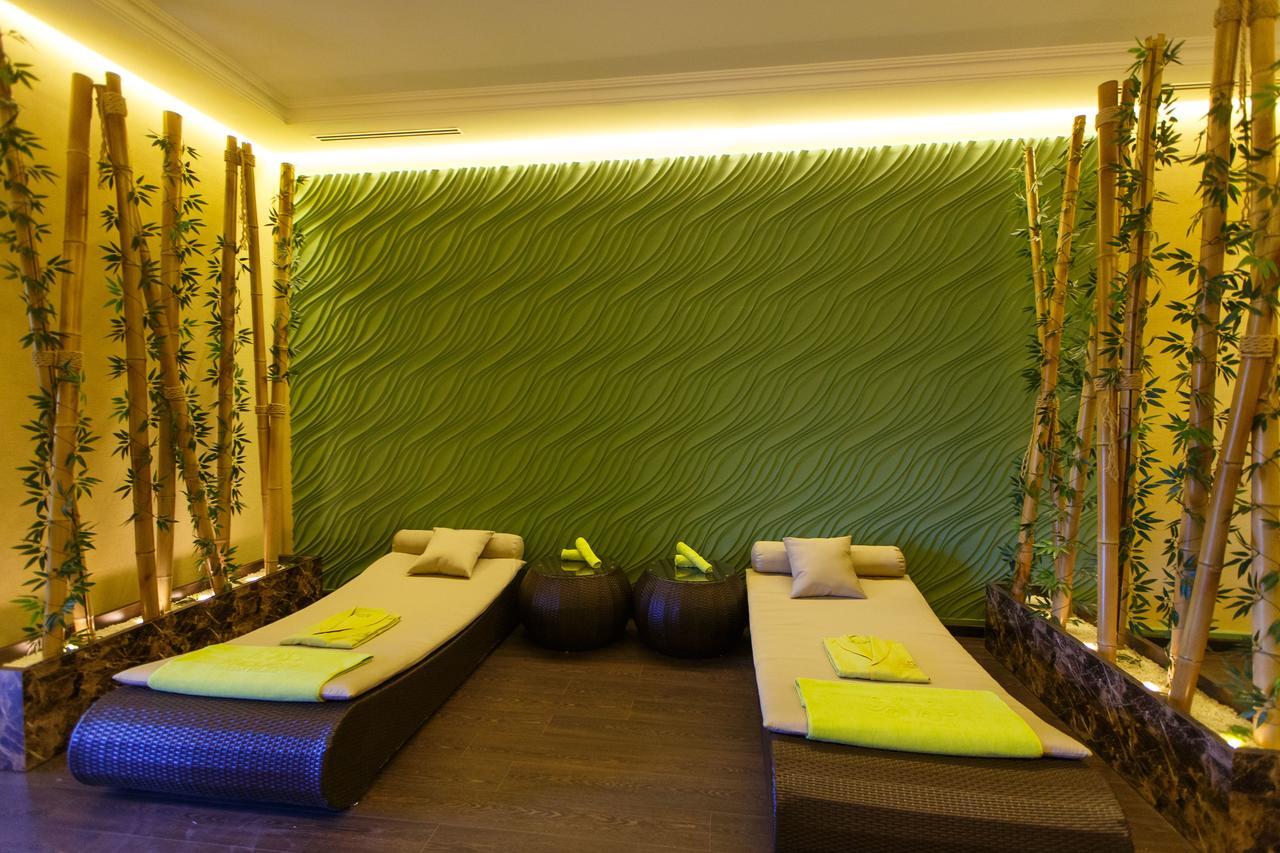 Sultan Palace Hotel Atyraū Eksteriør bilde A relaxation room at a spa