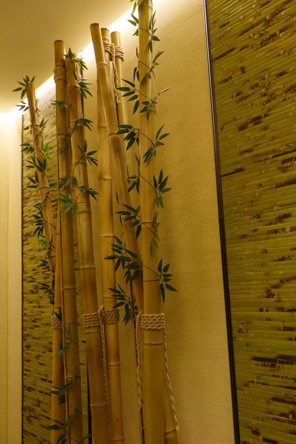 Sultan Palace Hotel Atyraū Eksteriør bilde Bamboo